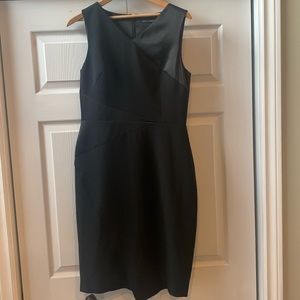 WhiteHouseBlackMarket black sleeveless lined shift dress w satin inserts EUC
